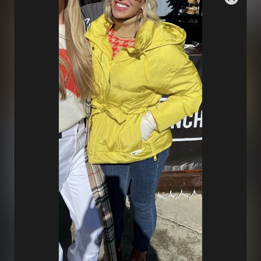OOF Yellow Women's Puffer Coat 46/US 10 - Picture 10 of 12